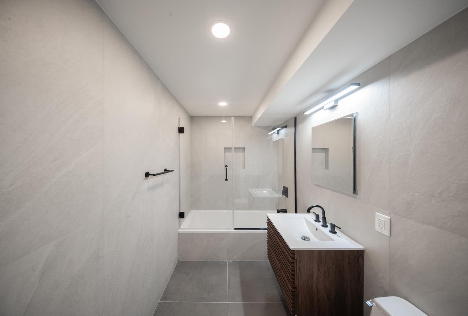 23 Sullivan Street, #1