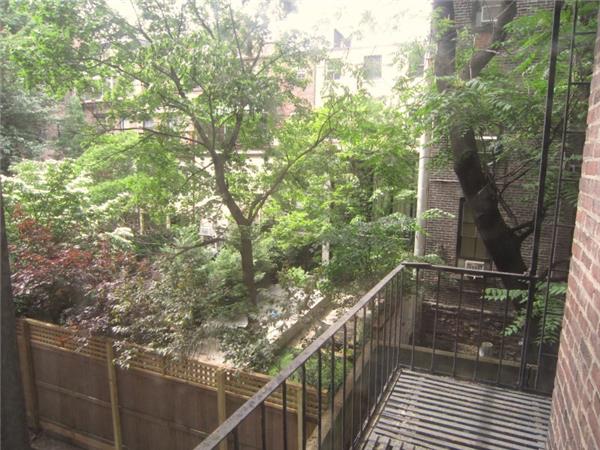 152 Seventh Avenue South, #A