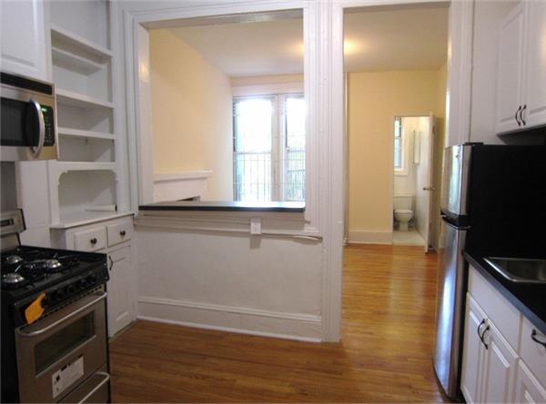 152 Seventh Avenue South, #A