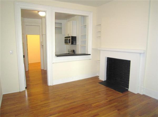 152 Seventh Avenue South, #A