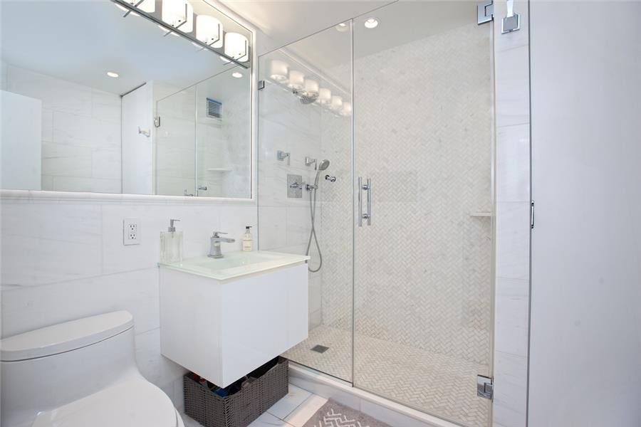 Bathroom Fixtures Upper East Side Nyc 118 east 60th street, 4-c upper east side new york ny 10022 Bathroom Fixtures Upper East Side Nyc 118 east 60th street, 4-c upper east side new york ny 10022