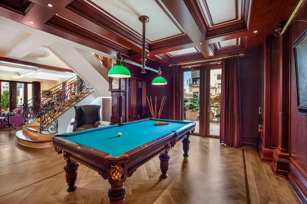 515 Park Avenue Interior Photo