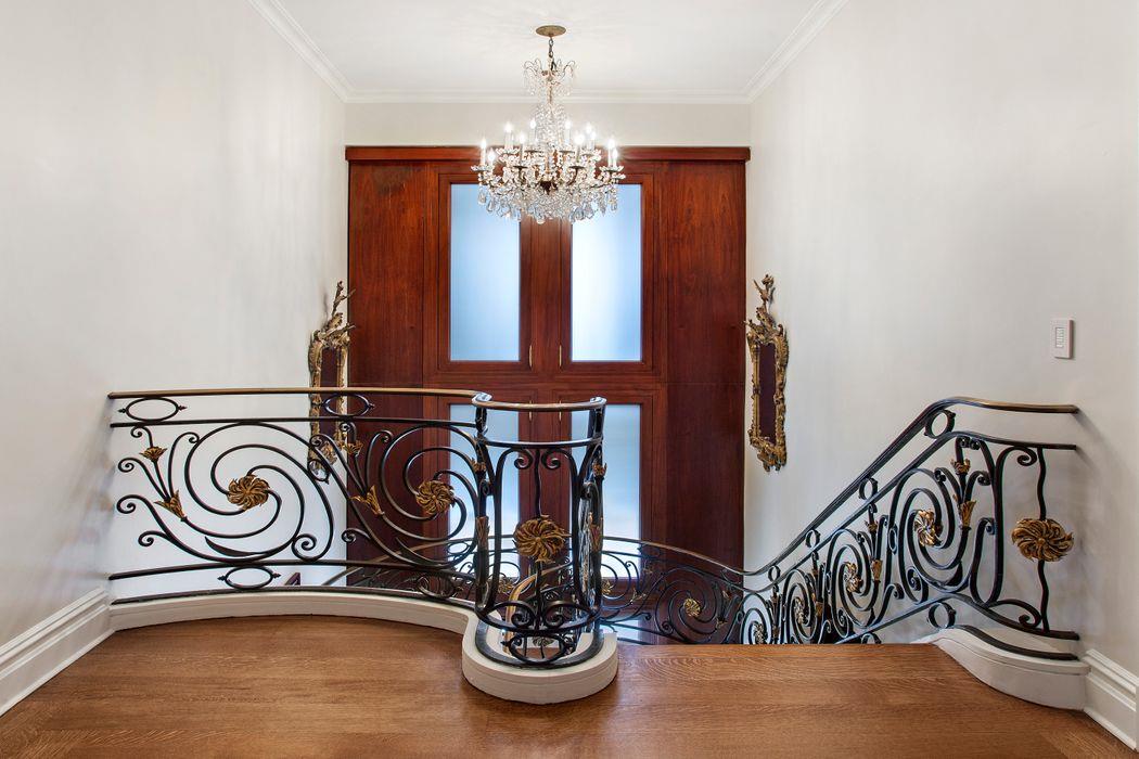 515 Park Avenue Interior Photo