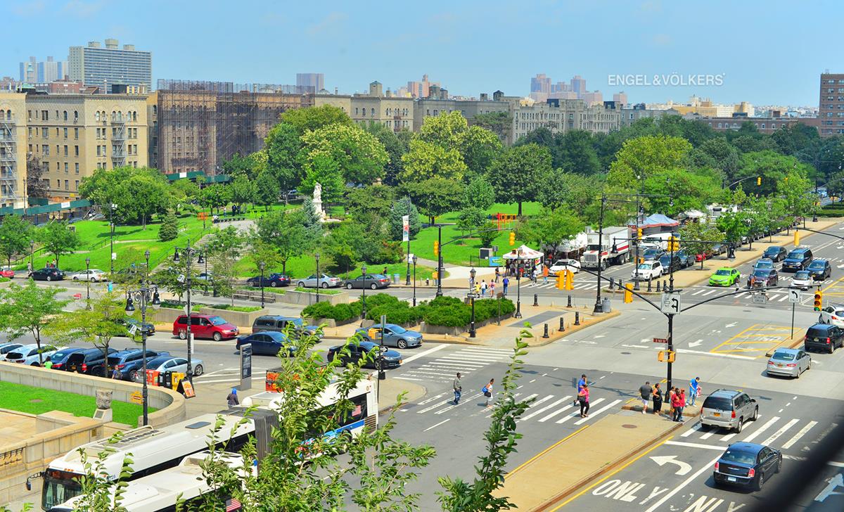 860 Grand Concourse, 6L, Bronx, NY 10451 (Off Market NYStateMLS