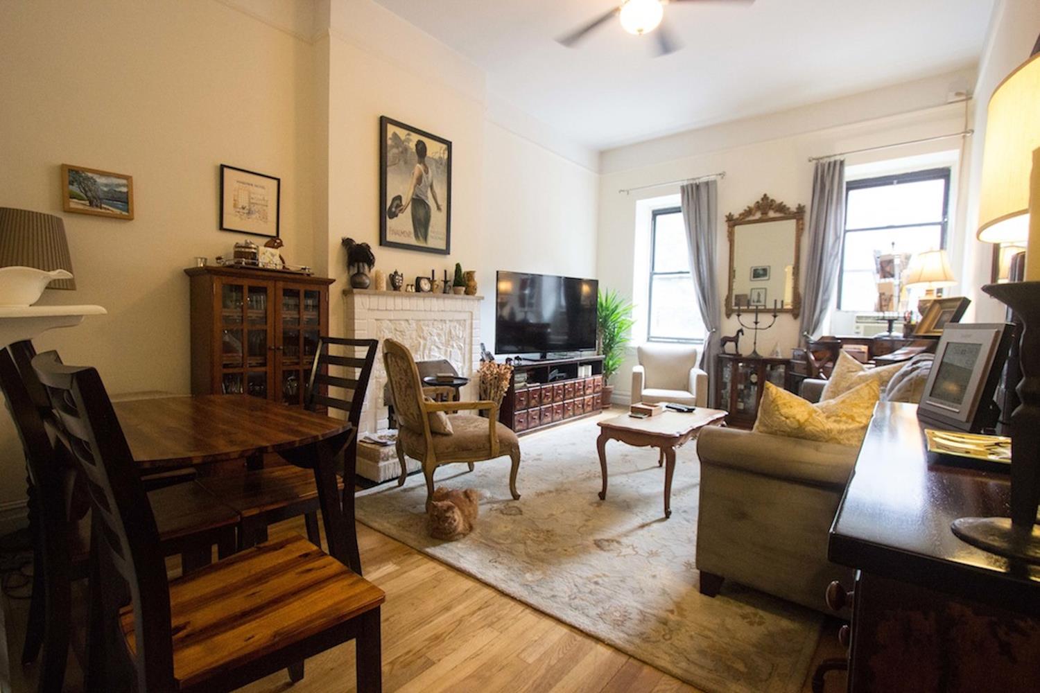 21 Bank Street Interior Photo