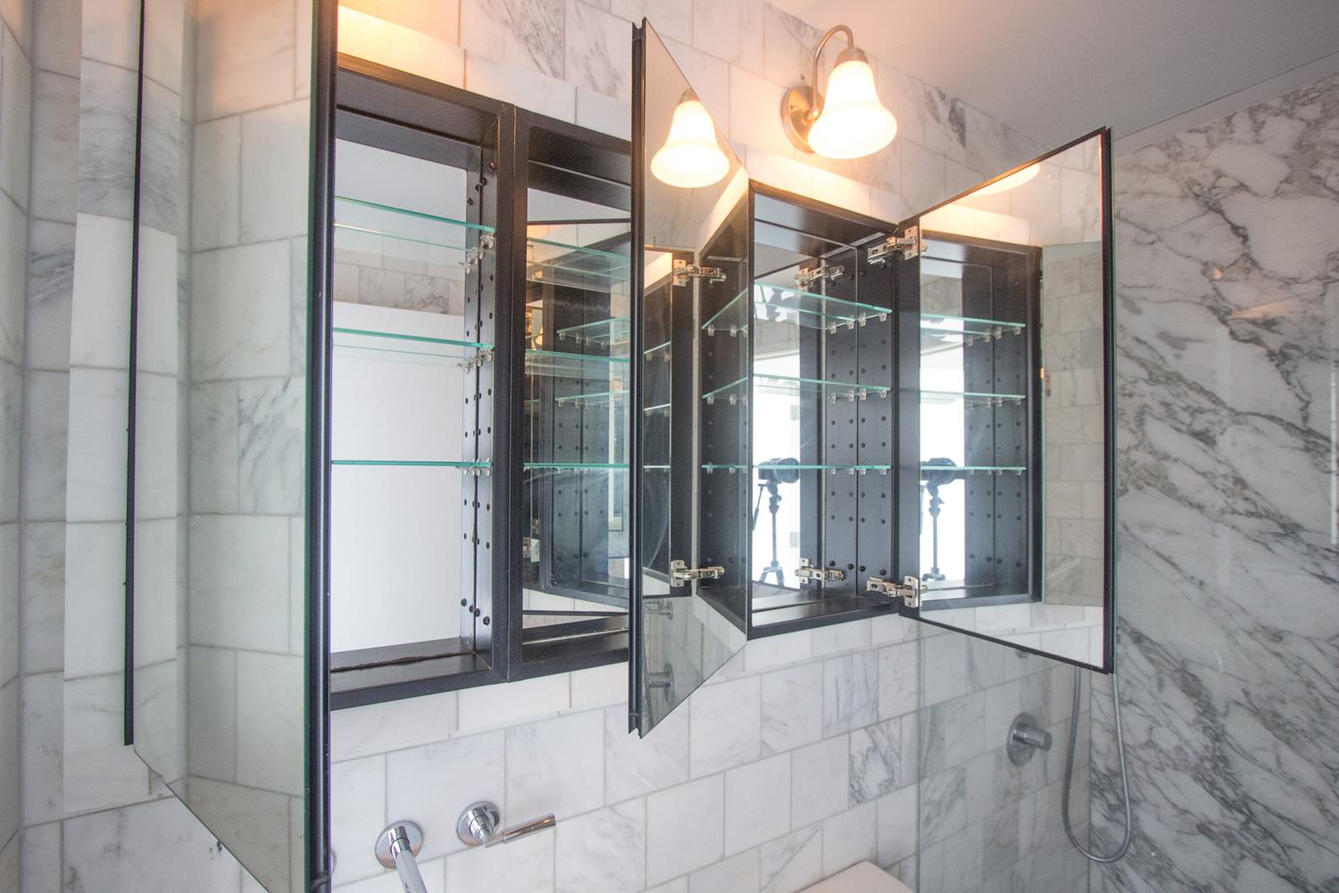 270 West 17th Street Interior Photo