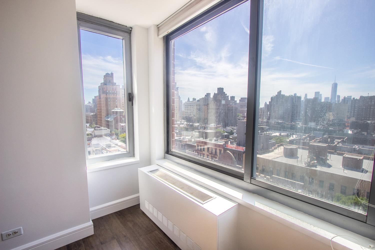 270 West 17th Street Interior Photo