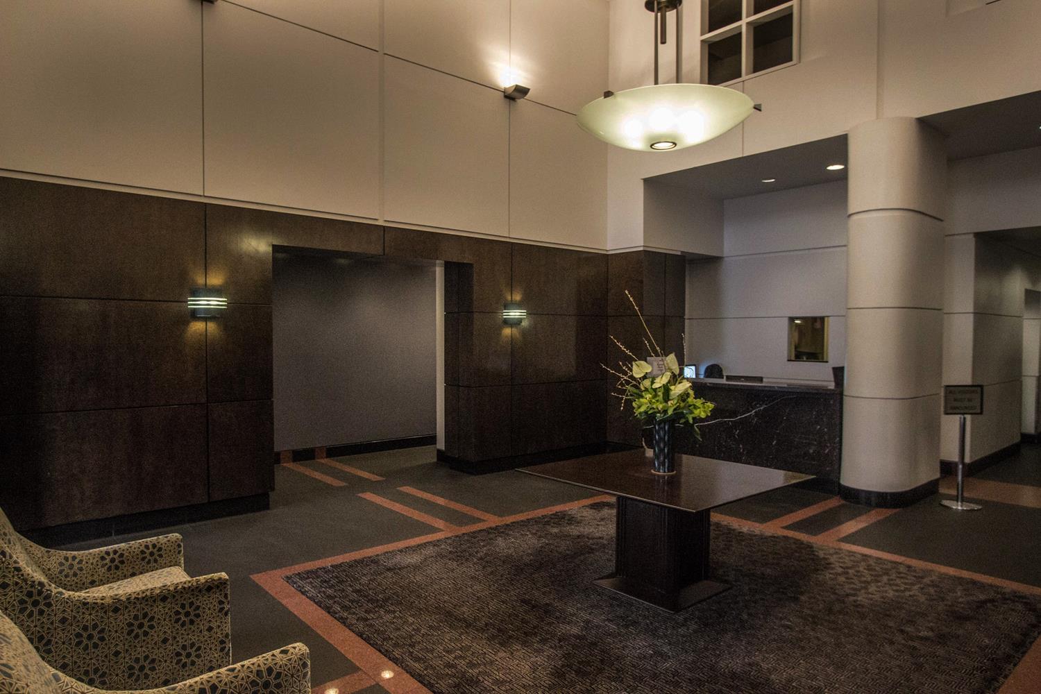 270 West 17th Street Interior Photo