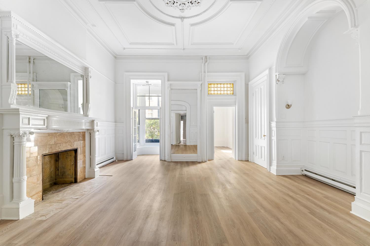 114 East 37th Street Interior Photo
