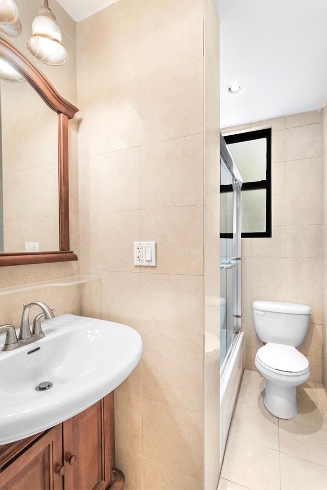330 East 53rd Street Interior Photo