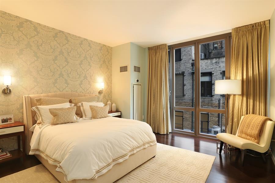 4 West 21st Street Interior Photo