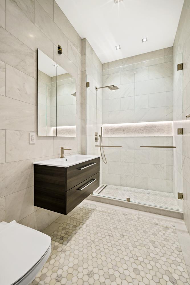9 East 82nd Street Interior Photo