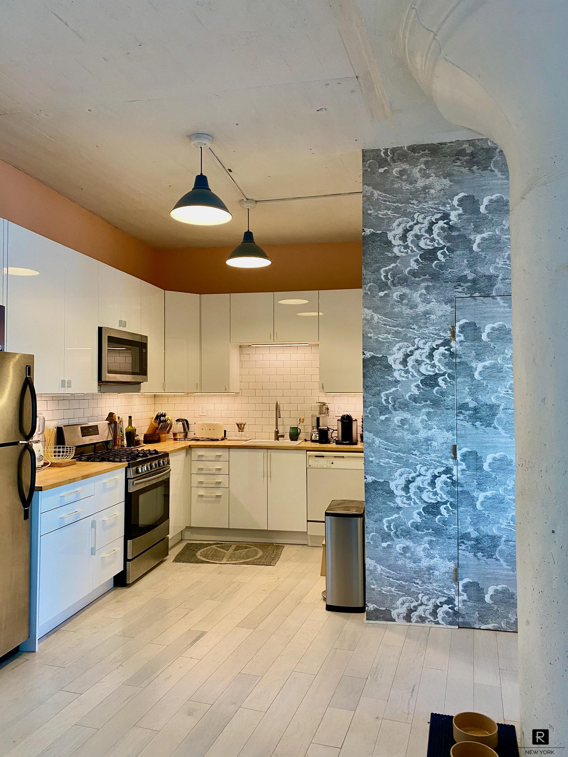 10 Bay Street Landing, Staten Island, NY, 10301 1 BR for sale