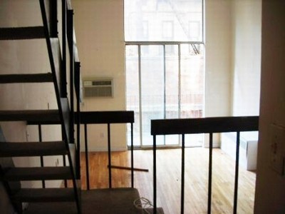 Gramercy apartment.Great location.Luxury doorman building.Elevator.Laundry on site.Gorgeous studio apartment.Fully renovated.Nice separate kitchen.Split level.Sleep loft.Hardwood f
