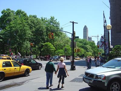 This one bedroom is in the heart of the West Side, giving you access to the cultural centers, Central Park and trendy restaurants in the area. Steps to all major subways cross town buses and Time Warn