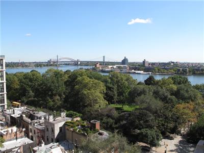 Palatial 2200sf 5 Bedroom with River Views