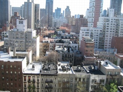This is an incredible luxury apartment with great hardwood floors and amazing light.  Don't pass it up - Call today.