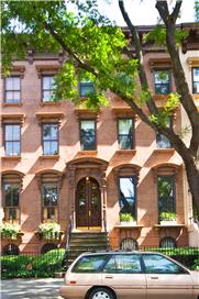 311 Adelphi Street