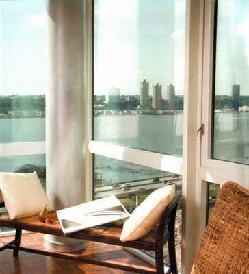  Be the first one to move in and enjoy all the new appliances & amenities. Sit back and relax in your sunsplashed living room. Feeling on the top of the city and fall in love with the river view. 