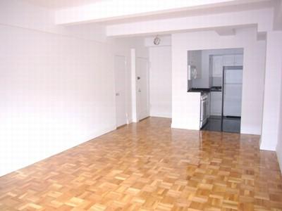 Beautiful two bedroom apartment with lots of space, lots of sunlight, beautiful hard wood floors, a bright kitchen and bath. Amenities include Full Time Doorman service and laundry center. Located rig