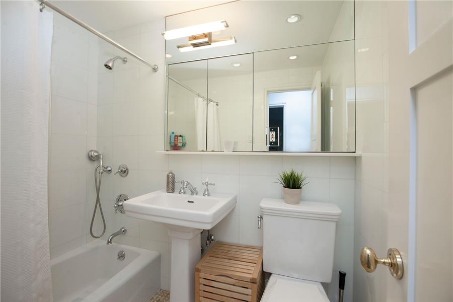 Bathroom Fixtures Upper East Side Nyc 118 east 60th street, 11-h upper east side new york ny 10022 Bathroom Fixtures Upper East Side Nyc 118 east 60th street, 11-h upper east side new york ny 10022