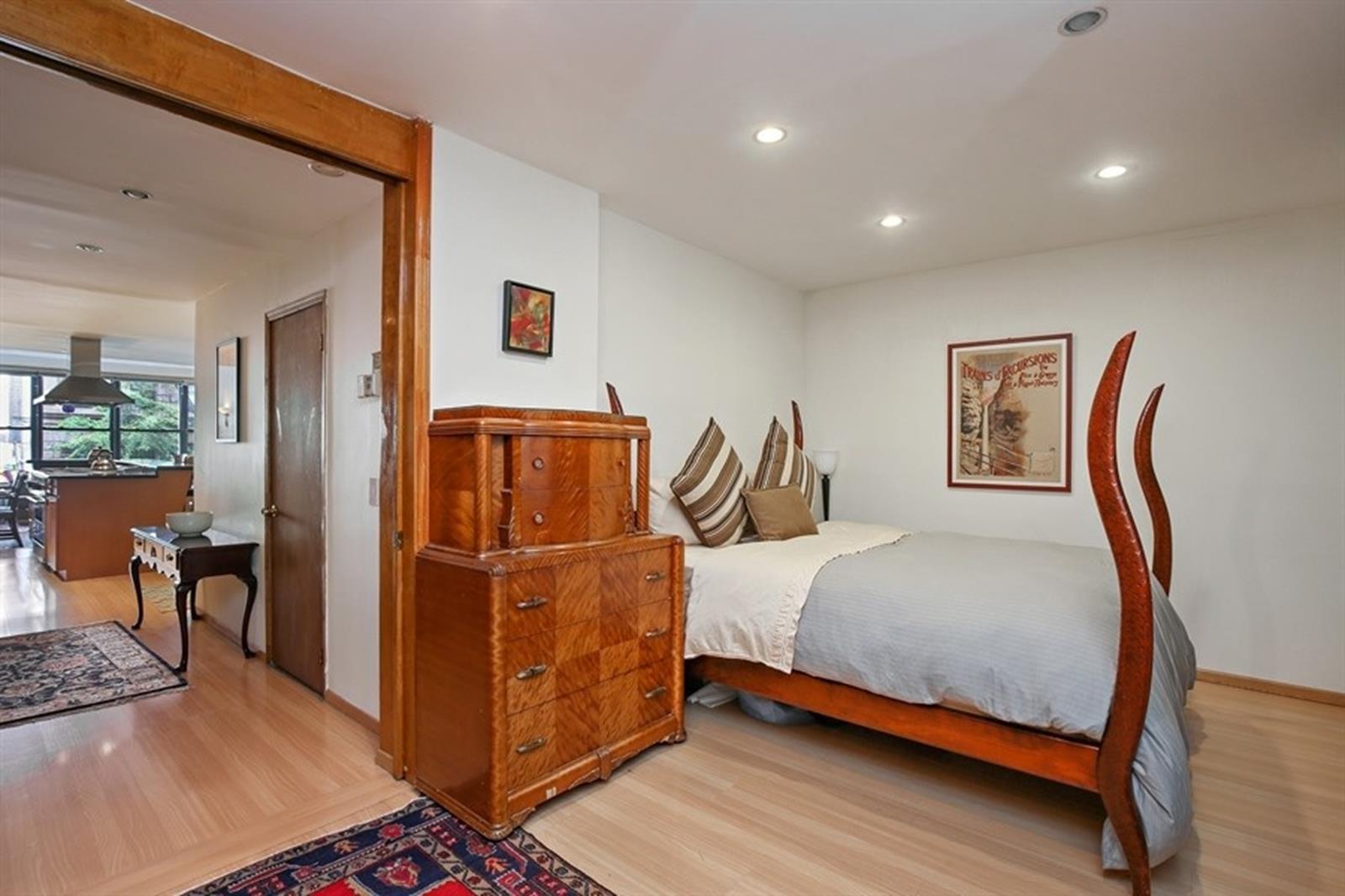 156 West 22nd Street Interior Photo