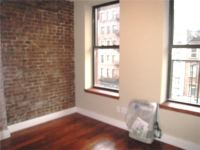 The perfect share apartment, 4 equal queen size bedrooms, all with a closet each!A very large common living space and a brand new kitchen with ss appliances and 2 baths, nice marble, one with a bath