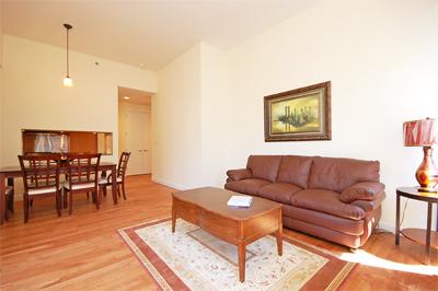 BeautifulTwo Bedroom Home, with State-of-the-Art Kitchen (Wolf/Subzero/Miele), 2 Spa baths, 11' Ceilings, Tremendous walk-in closetS. Corner Unit, Super LARGE master bedroom!! Great Wall Space and Cei