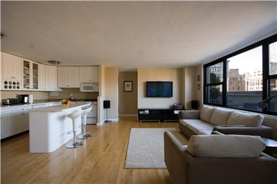 Welcome to this spectacular 3 bedroom 2 bath home. Located on the 12th floor, it is sunbathed in light and offers amazing open city views. The oversized master bedroom has a walk in closet and the oth