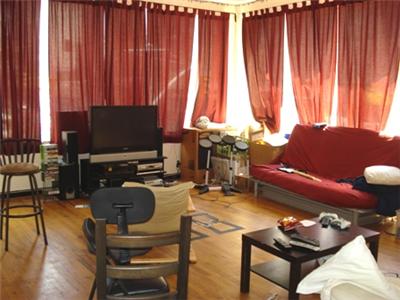 Check out this pre-war loft building, 4 bedrooms, all hardwood floors, great light, modern kitchen with washer/dryer!! And Space Space Space! Huge kitchen and livingroom. Great for shares and college 