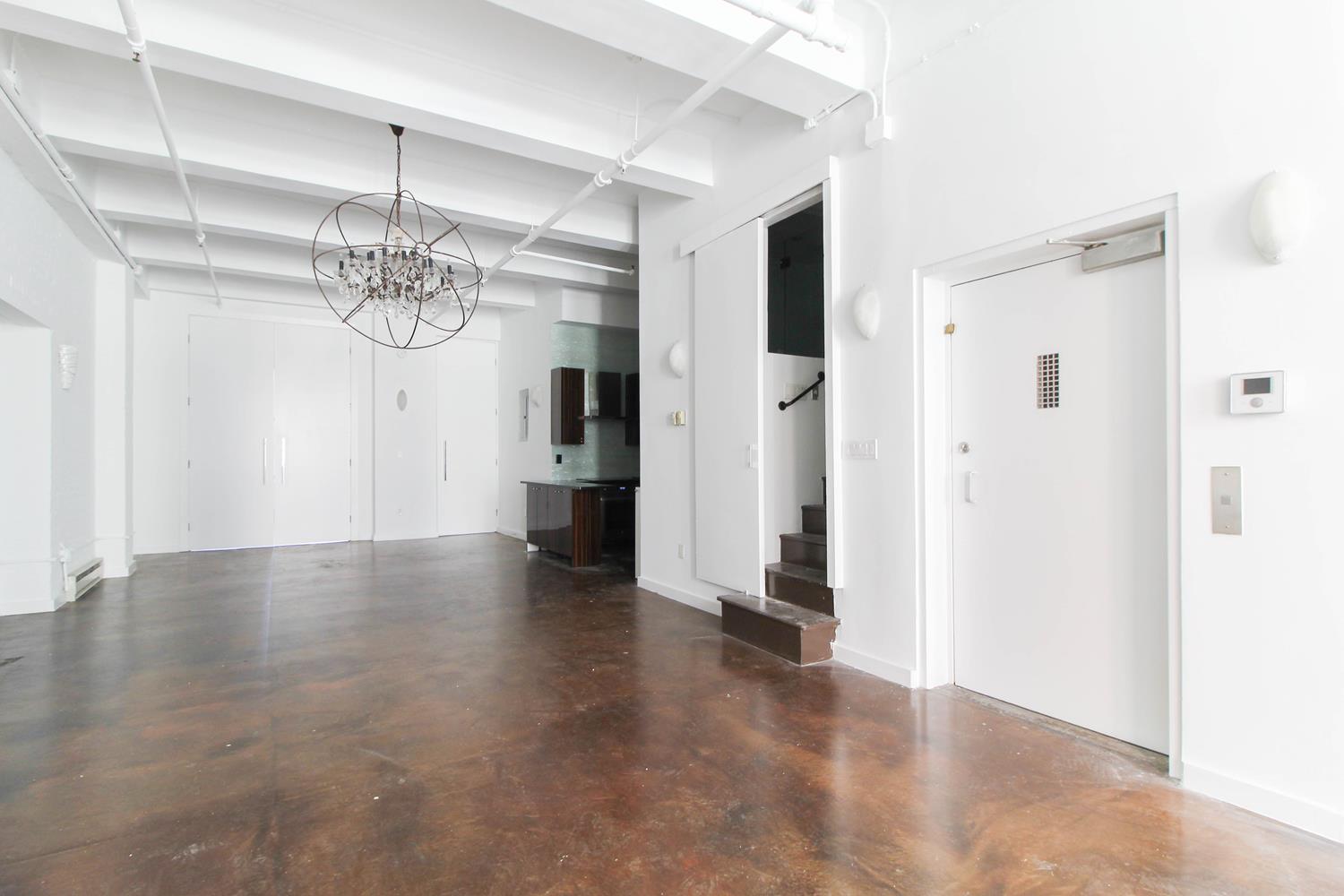 8 Beach Street Interior Photo