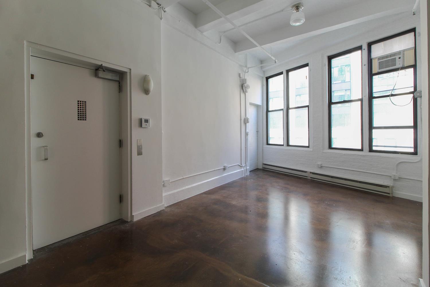 8 Beach Street Interior Photo