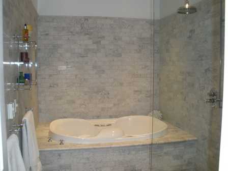 Stunningly, 2700+ Sq. Ft. Loft-like Convertible 4 BR/3 BA!