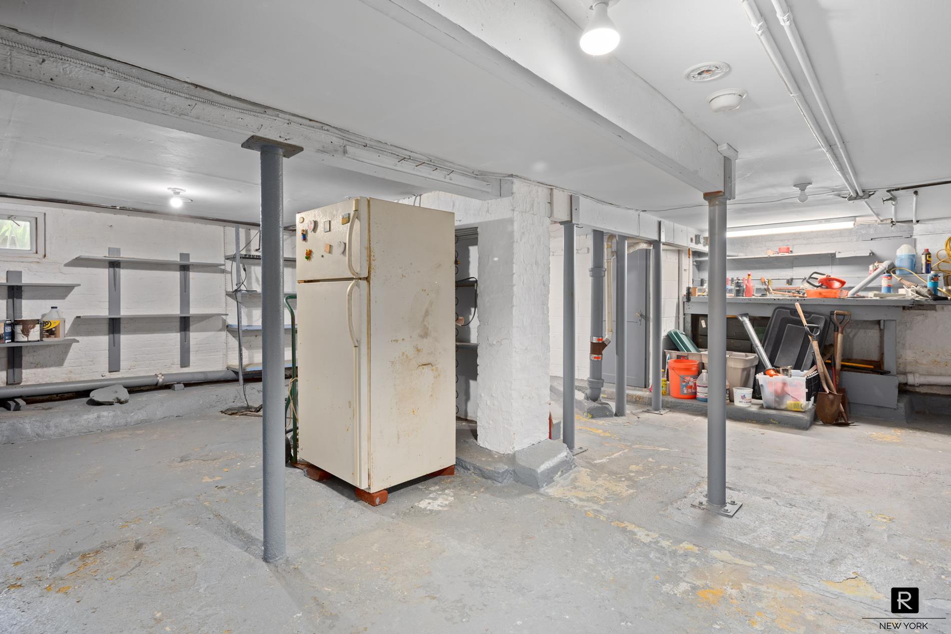 551 Minnieford Avenue Throgs Neck Bronx NY 10464