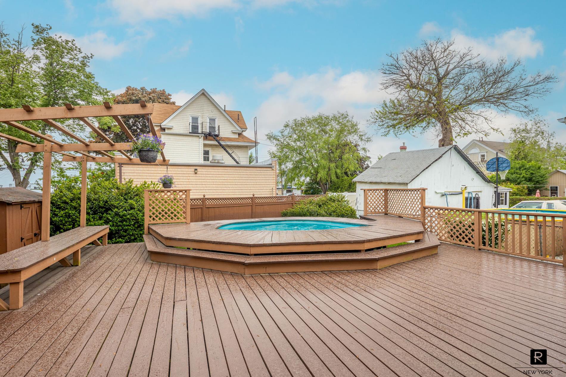 551 Minnieford Avenue Throgs Neck Bronx NY 10464