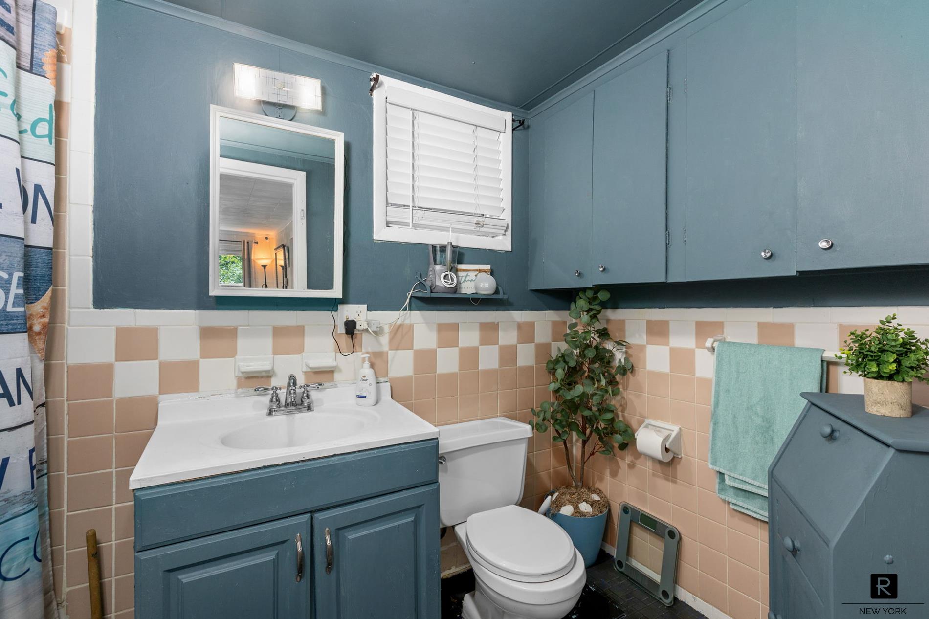 32 Tier Street City Island Bronx NY 10464