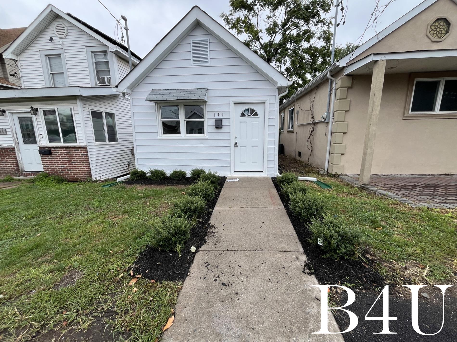 107 Mapleton Avenue Midland Beach Staten Island NY 10306