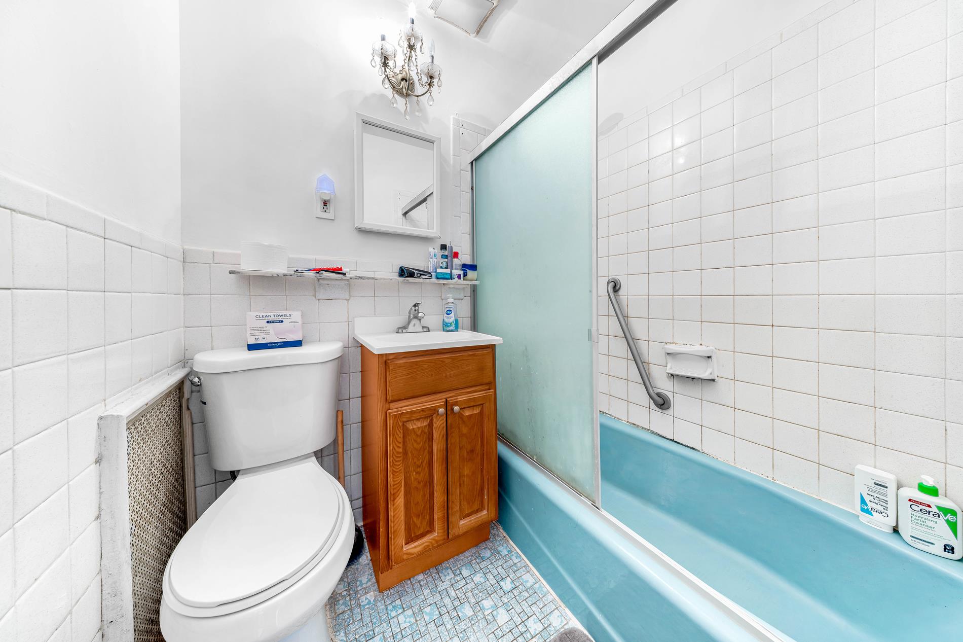 20-23 41st Street Steinway-Ditmars Queens NY 11105