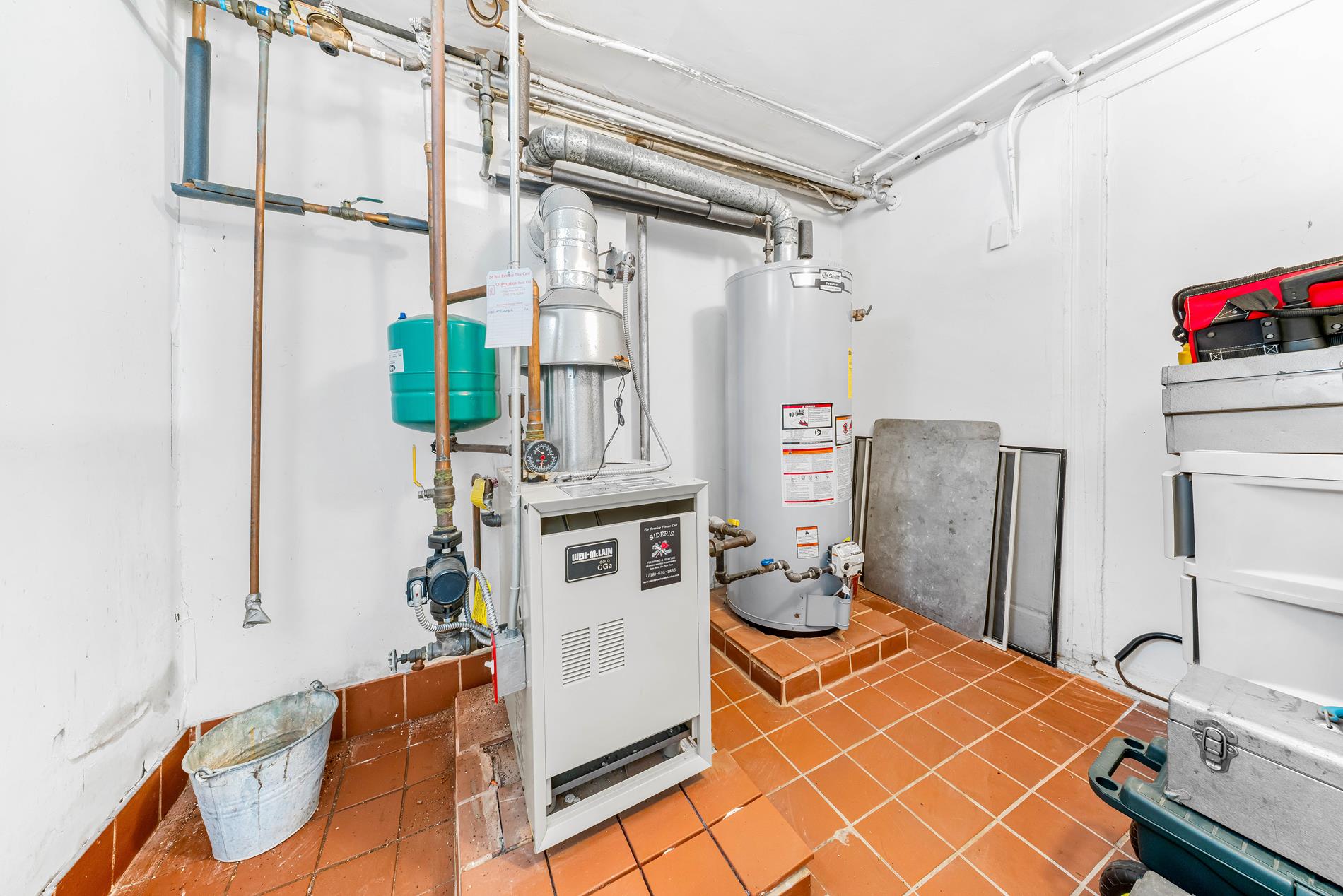 20-23 41st Street Steinway-Ditmars Queens NY 11105