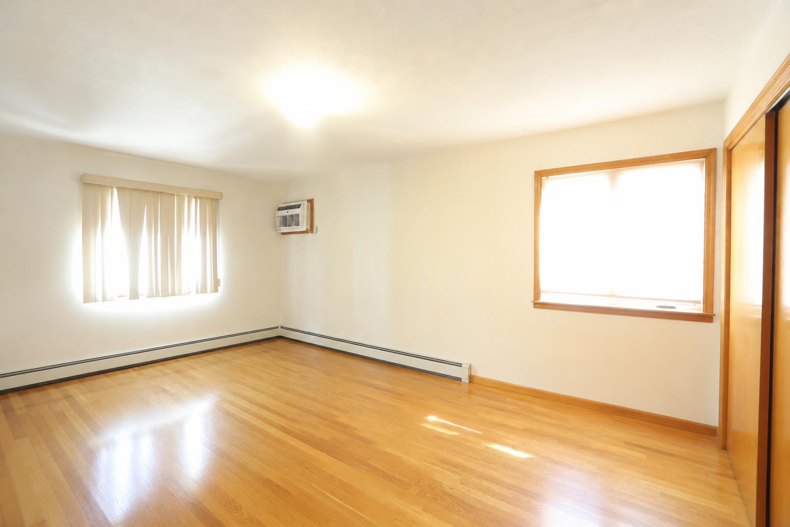 735 Woodrow Road Annadale Staten Island NY 10312