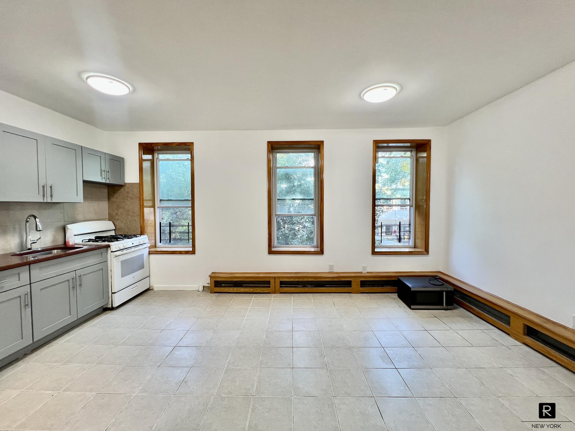 106-15 Guy R Brewer Blvd. Jamaica Queens NY 11433