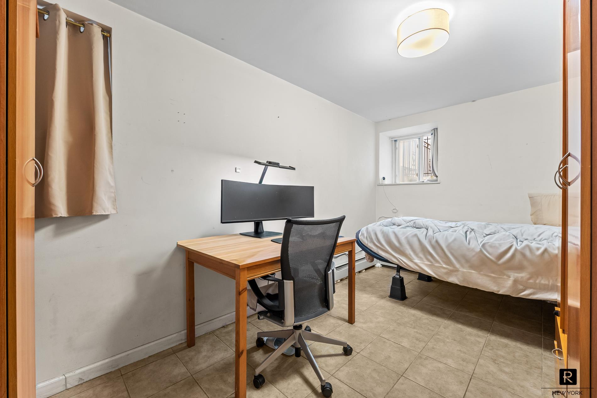 23-53 37th Street Long Island City Queens NY 11105