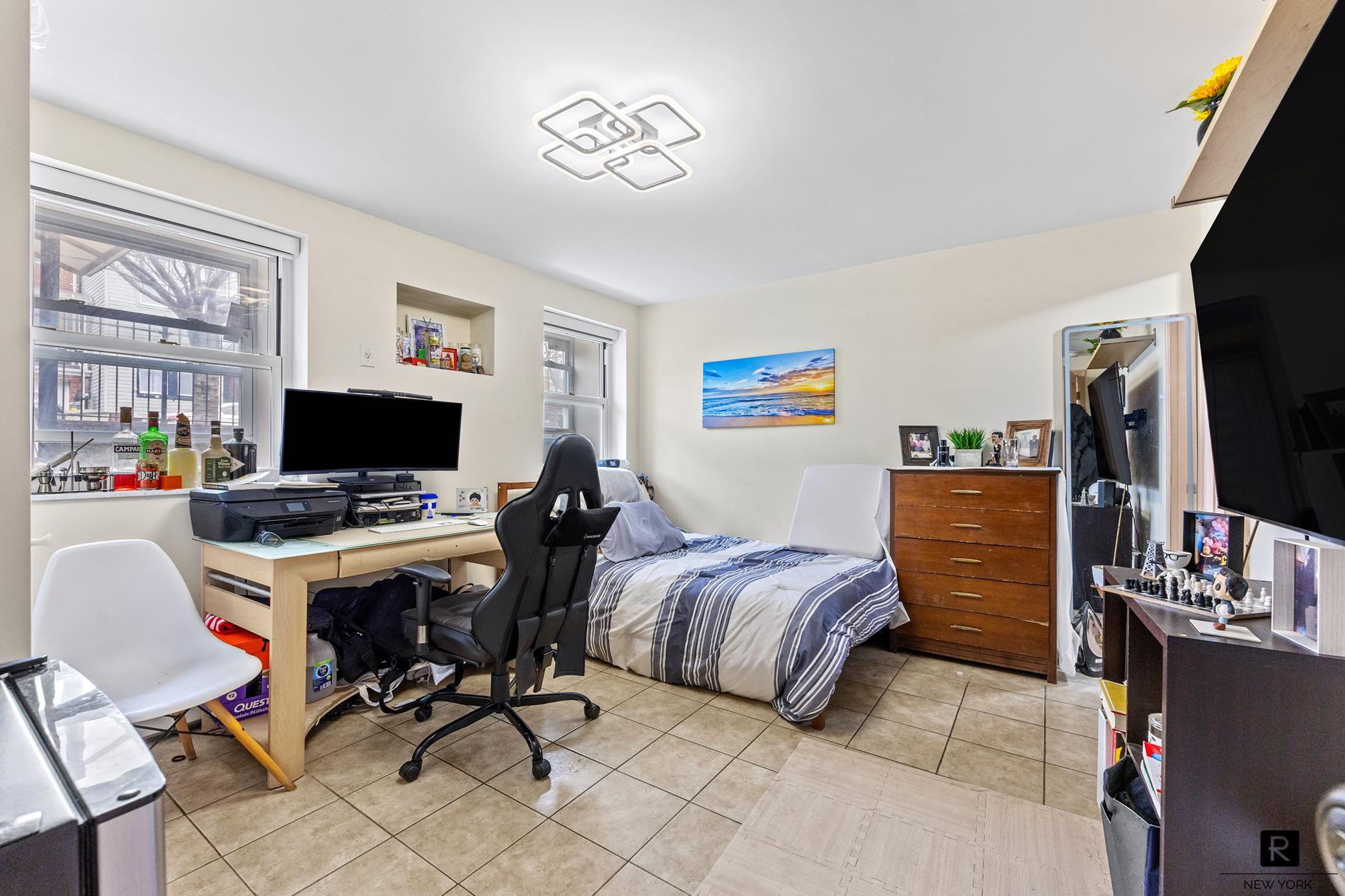 23-53 37th Street Long Island City Queens NY 11105