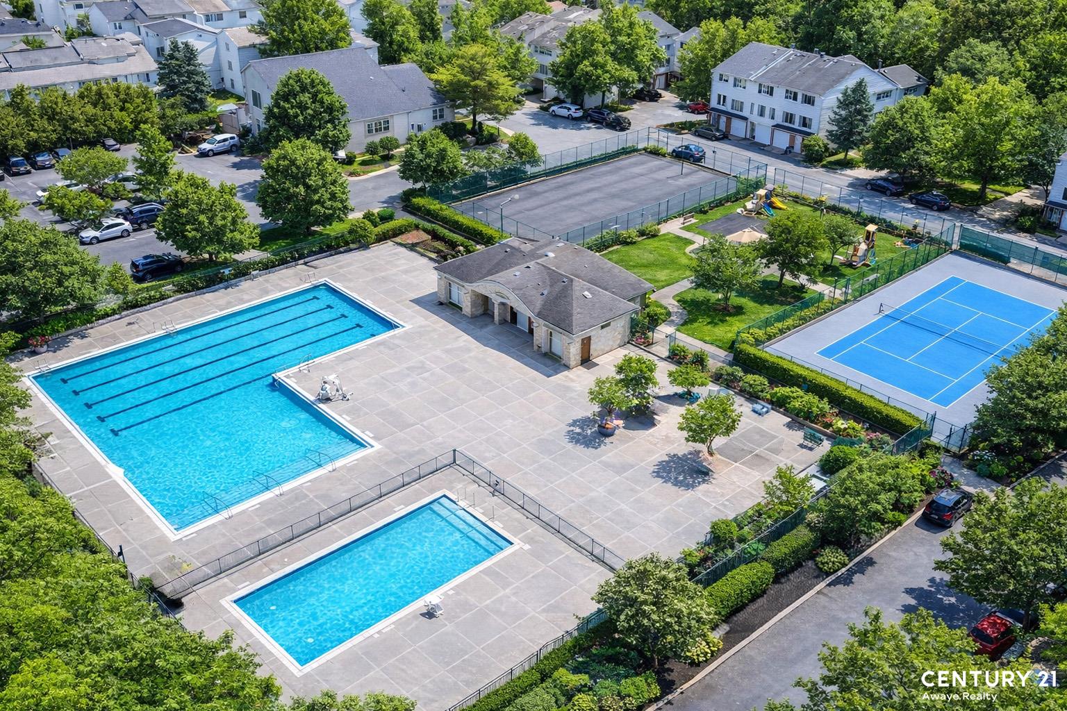 32 Aspen Knolls Way Arden Heights Staten Island NY 10312