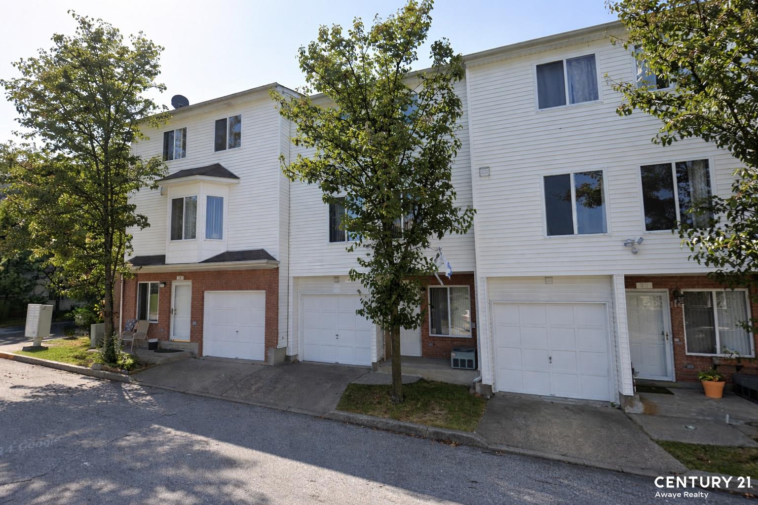 32 Aspen Knolls Way Arden Heights Staten Island NY 10312