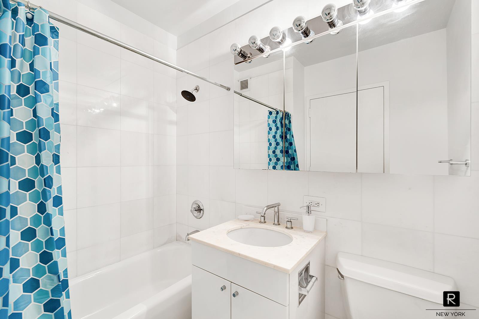 99 John Street Seaport District New York NY 10038