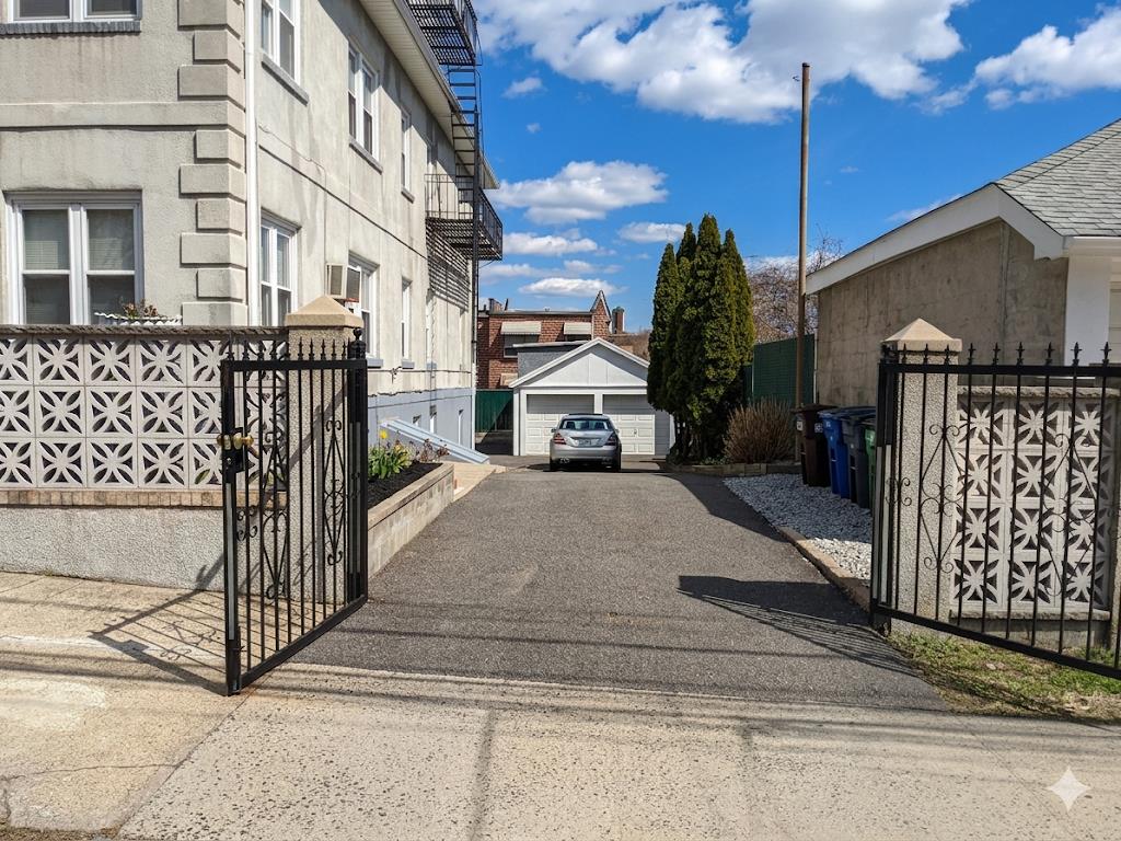 4612 Murdock Avenue Wakefield Bronx NY 10466