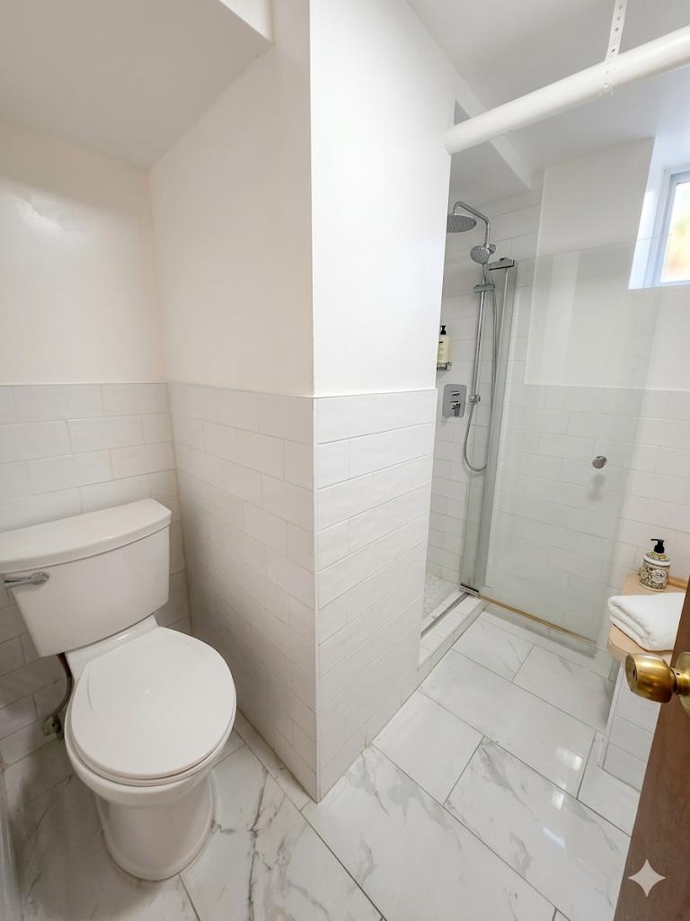 4612 Murdock Avenue Wakefield Bronx NY 10466