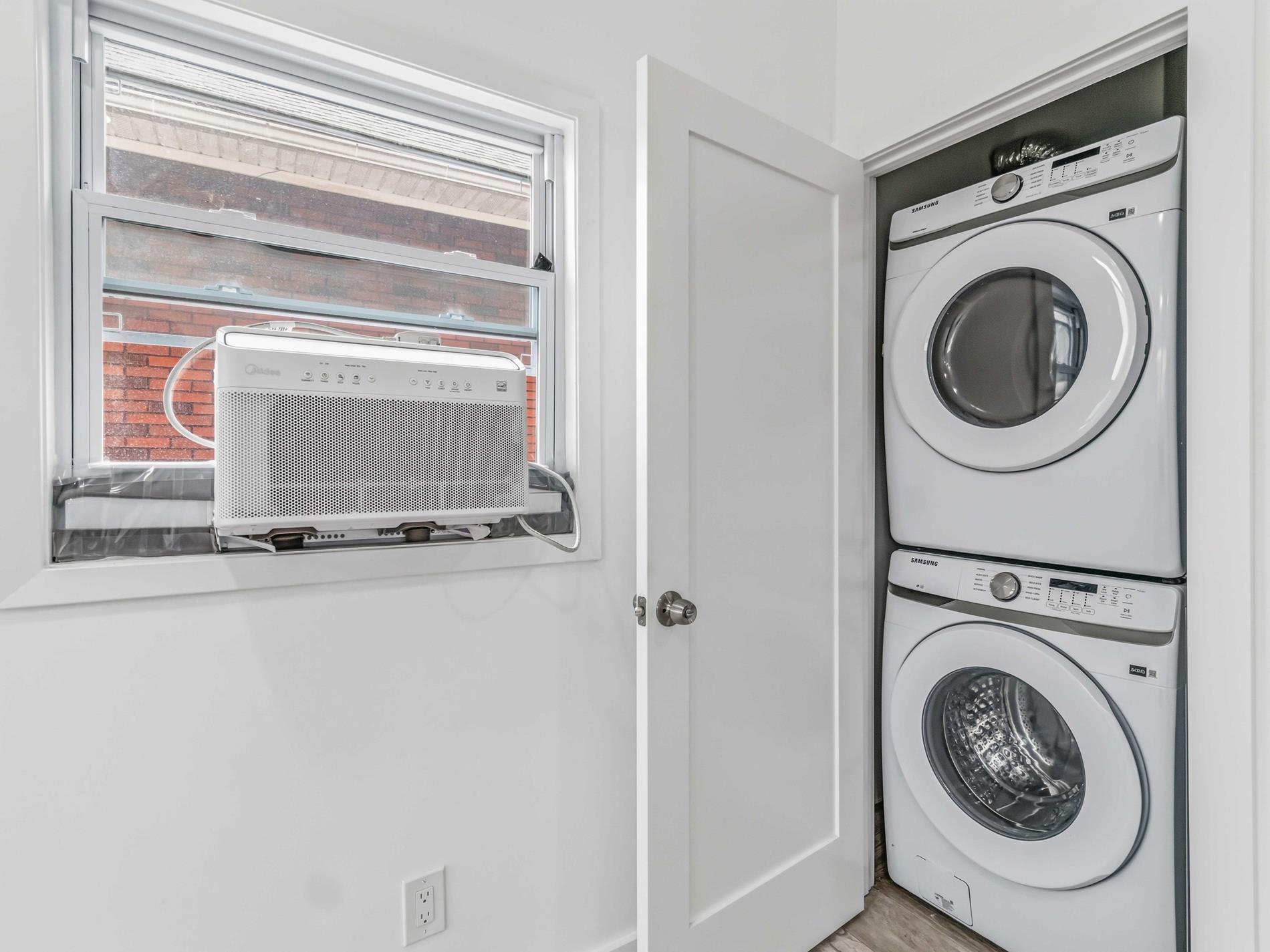 21-52 48th Street Steinway-Ditmars Queens NY 11105
