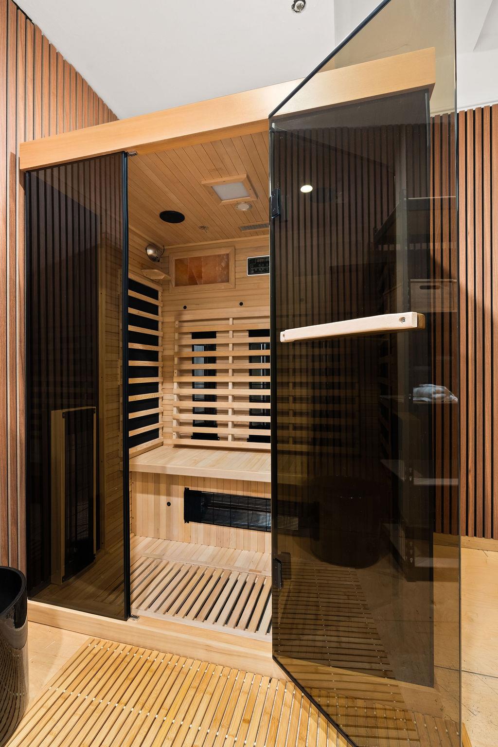 138 Broadway 1-D Williamsburg Brooklyn NY 11211